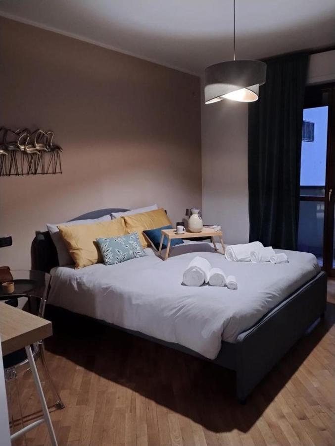 Appartement Mille4 à Novare Extérieur photo